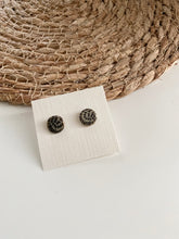 Afbeelding in Gallery-weergave laden, Manuella
