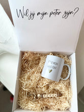 Afbeelding in Gallery-weergave laden, Gelukbox koffiemok en sleutelhanger
