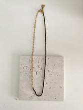 Afbeelding in Gallery-weergave laden, Ketting black &amp; gold
