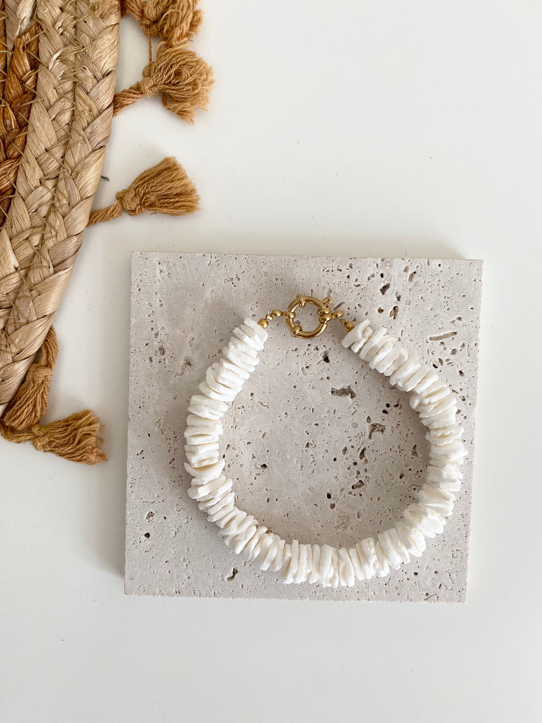 Armband white